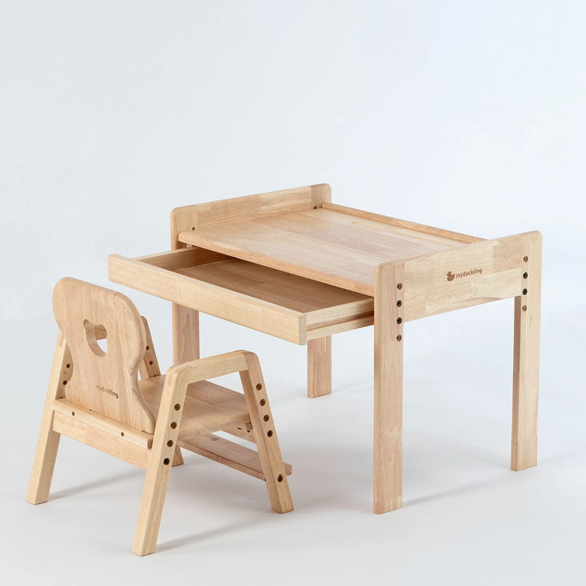 My Duckling Kids Activity Table And Chair Set - Bear 6 My Duckling Kids Activity Table And Chair Set - Bear - Image 4