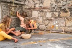 Grapat Frame 36 Grapat Frame -Children Toy Store Art 23 247 Frame DSC06339 Joguines Grapat scaled 1