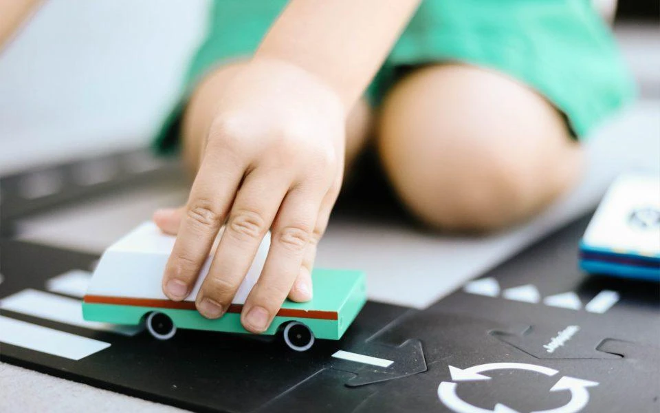 Candylab – Teal Wagon 4 Candylab – Teal Wagon - Image 2