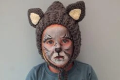 Little Brian Face Paint Sticks Classic 6 Pk -Children Toy Store Metallic Face Paint Sticks Lifestyle 28