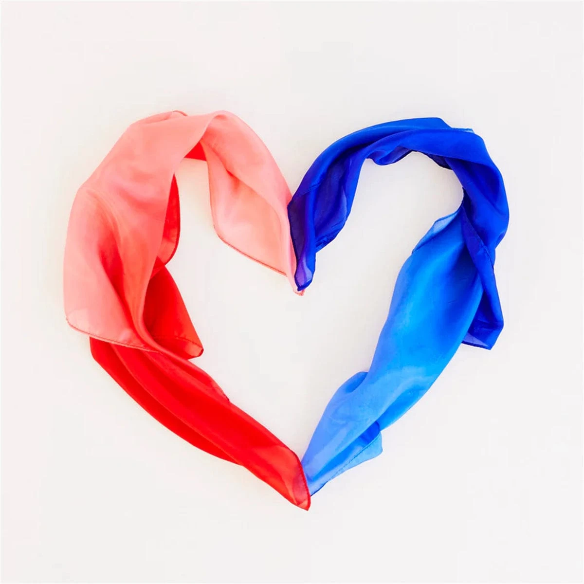 2025 New Sarah’s Silks Mini Strawberry Playsilk 5 2025 New Sarah’s Silks Mini Strawberry Playsilk - Image 3