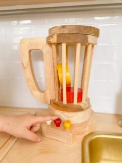 QToys Wooden Blender -Children Toy Store QTOYSWoodenBlender01
