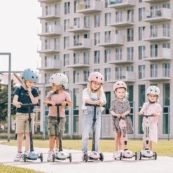 Scoot & Ride Highwaykick 3 Scooter - LED Steel -Children Toy Store SNR963475