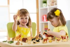 Freckled Frog Animal Families 8 Freckled Frog Animal Families -Children Toy Store TheFreckledFrogAnimalFamilies 3