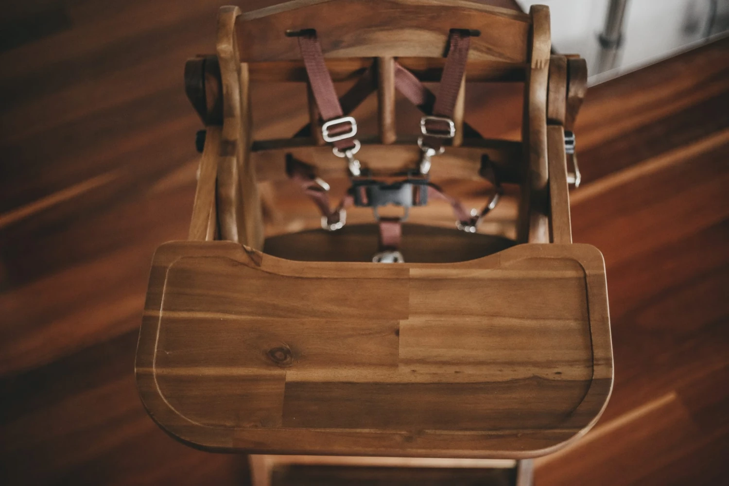 QToys Hi-Lo Chair 5 QToys Hi-Lo Chair - Image 3