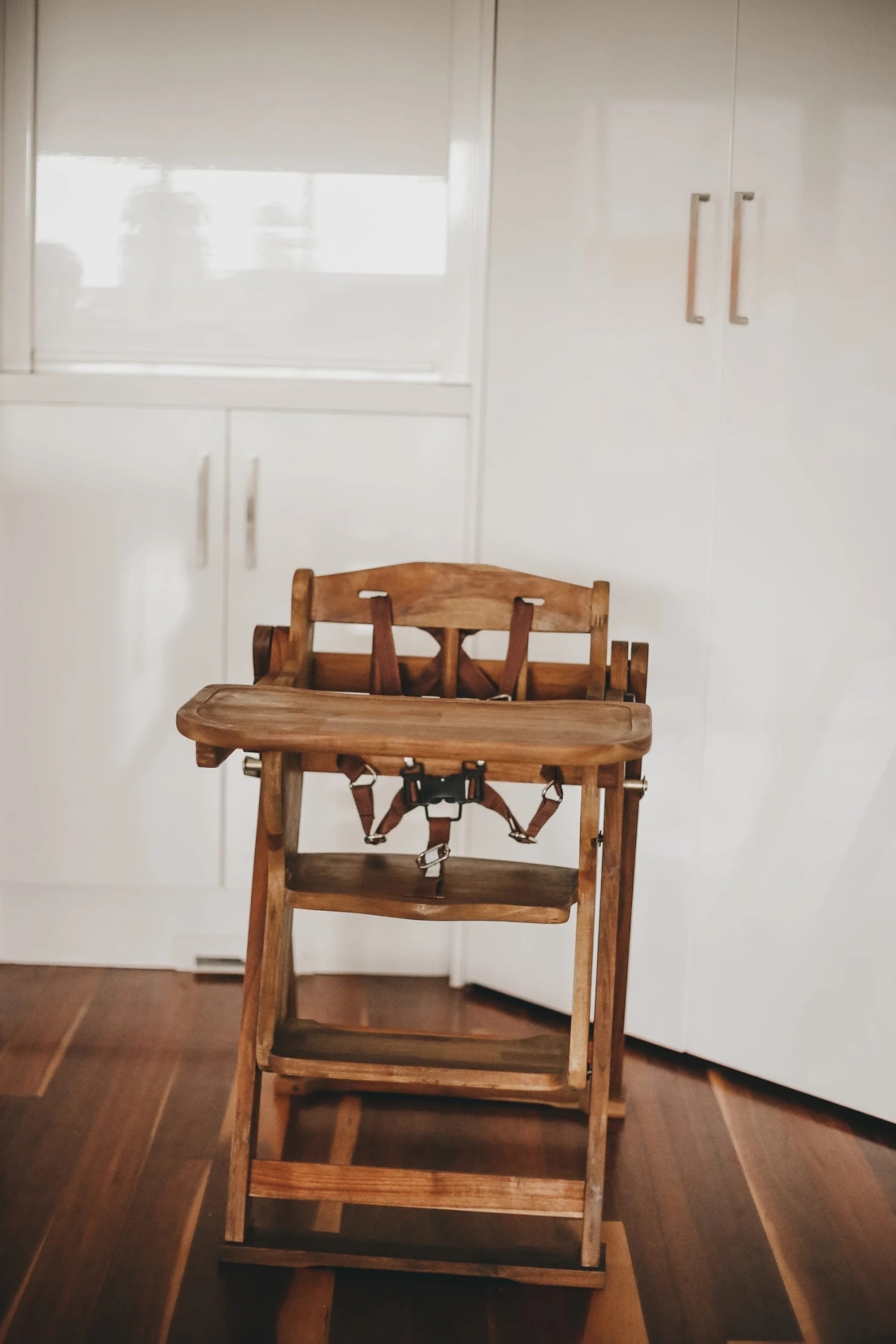 QToys Hi-Lo Chair 6 QToys Hi-Lo Chair - Image 4