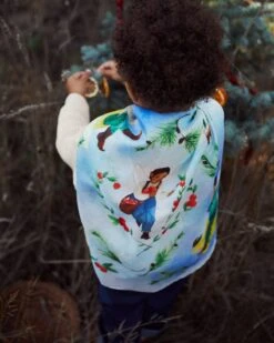 Sarah's Silks Mini Playsilks Illustrated -Children Toy Store illustratedmini6 800x 4c4f03b4 57b2 4533 a0ea 4ab964fbafa5