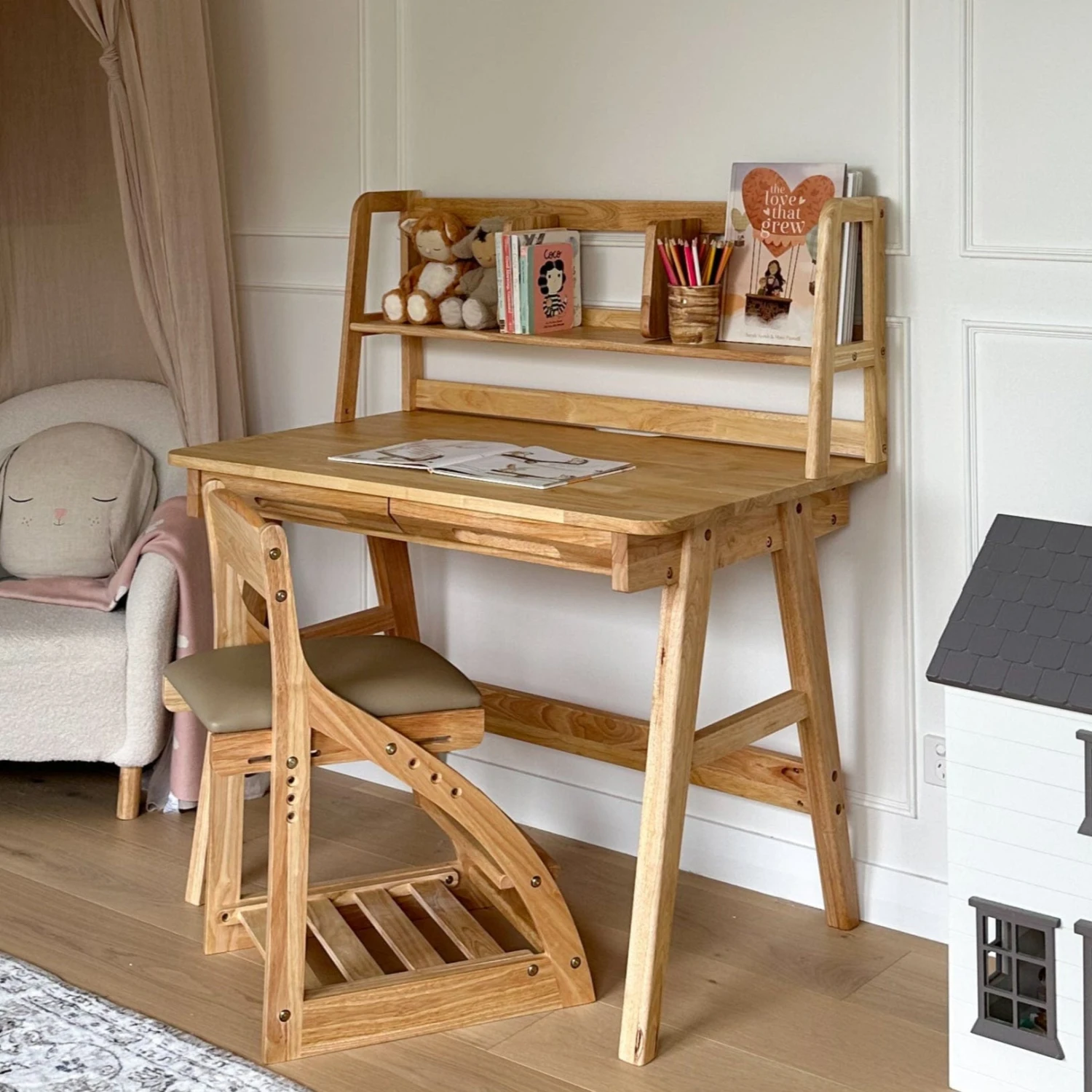 My Duckling Montessori Solid Wood Study Desk 3 My Duckling Montessori Solid Wood Study Desk