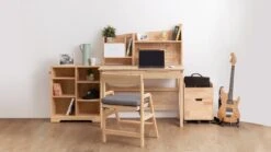 My Duckling Solid Wood Study Desk With Easel -Children Toy Store t0012