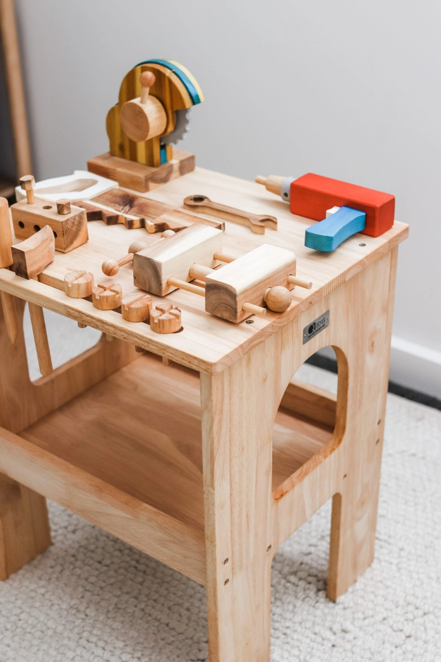 QToys Wooden Work Bench 6 QToys Wooden Work Bench - Image 4